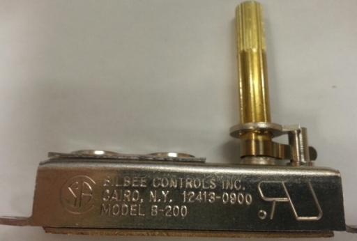 THERMOSTAT B1008 450F B-200